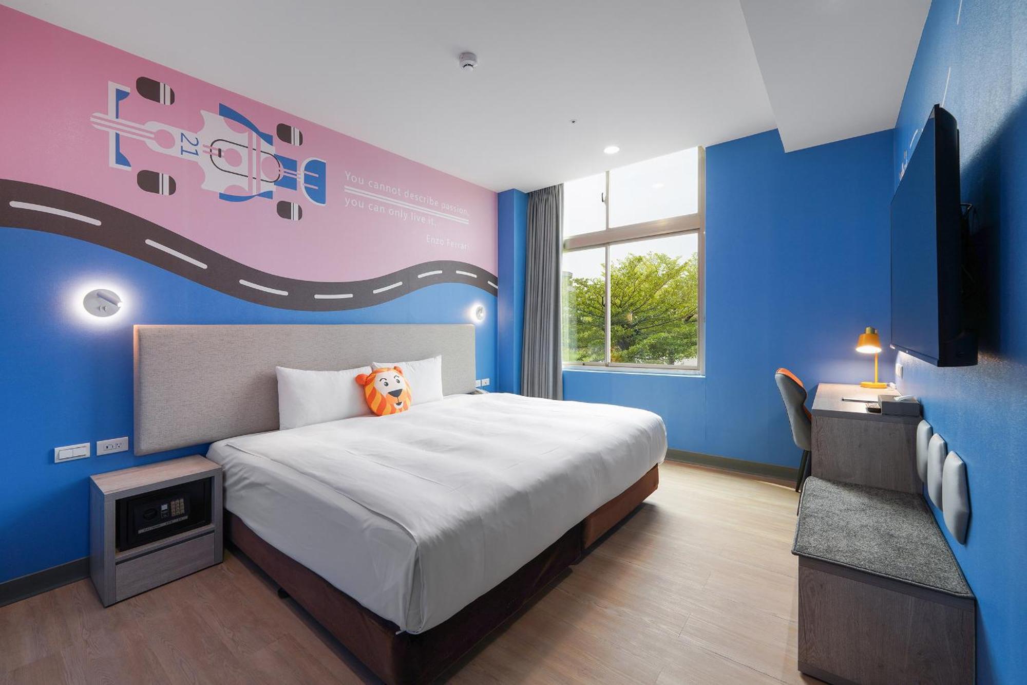 Holiday Garden Hotel Skm Park Kaohsiung Eksteriør billede